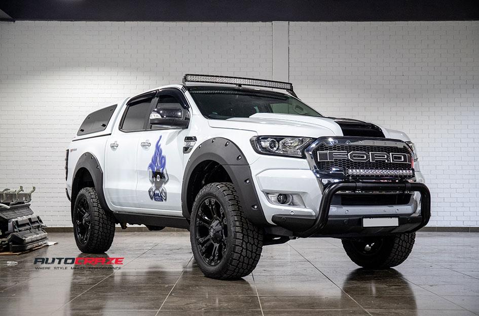 FORD-RANGER-VAPOR-MATTE-BLACK